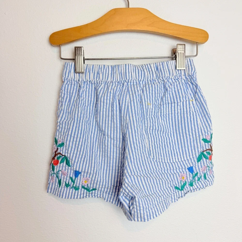 Mini Boden Girls Blue White Seersucker Striped Embroidered Floral Shorts Size 7Y